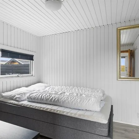 Dida - 120m From The Sea By Interhome
